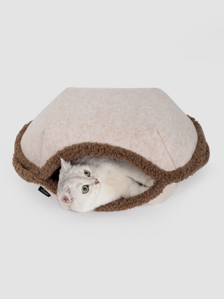 Versatile Egg Tart-Shaped Pet Bed for Rest and Relaxation
